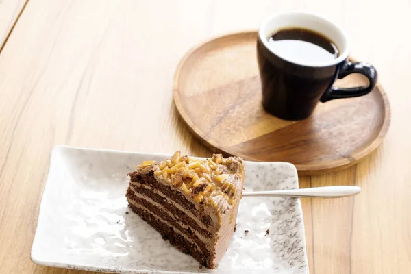 Heißer Kaffee Und Toffee Kuchen Auf Einem Holztisch — Stockfoto