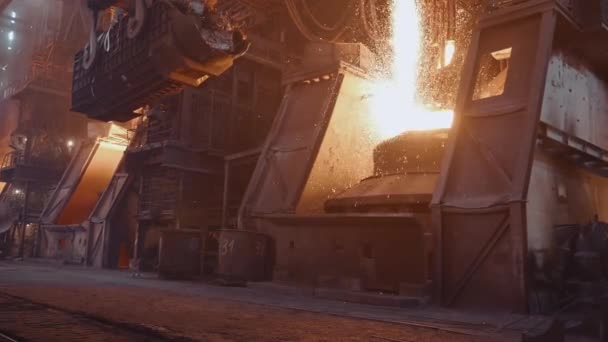 Demir Dökümhanesi Ufak Bir Olasılık Basınç Altında Çelik Fırından Büyük — Stok video