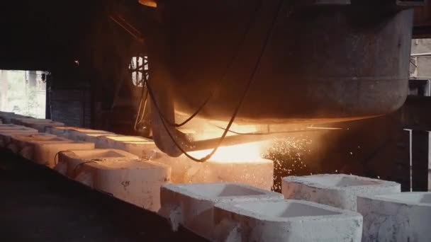 Iron Foundry Gieten Van Staal Mallen — Stockvideo