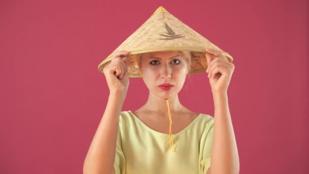 Beautiful European Girl White Hair Dark Pink Background Straw Conical — Stock Video