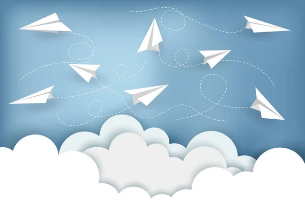 Muchos aviones de papel blanco vuelan sobre el cielo mientras vuelan por encima de una nube. idea creativa . — Vector de stock