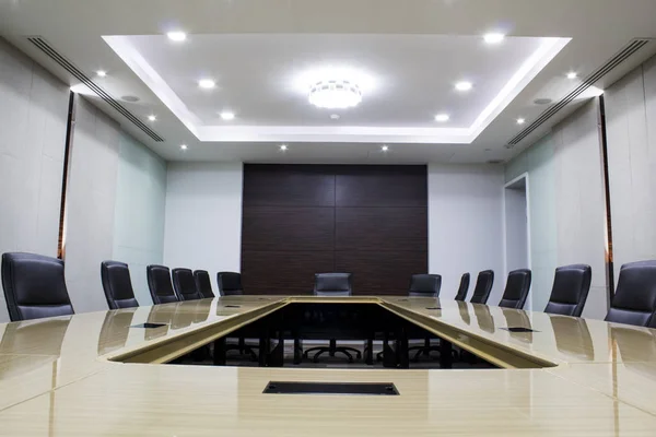 Modern meeting room with table and chairs. concept conventon room — Stock Photo, Image