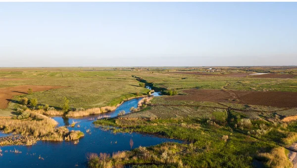 drone gelen saz nehir gökyüzü