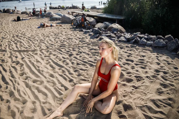Portrait Beauty Blond Woman Sporty Body Wearing Red Swimsuit Beautiful — Stock Photo, Image