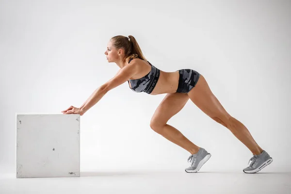 Estudio Tiro Mujer Joven Deportiva Ropa Deportiva Modelo Belleza Haciendo — Foto de Stock