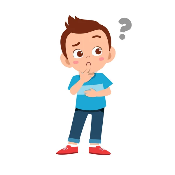 sevimli çocuk genç çocuk yüz ifadesi göstermek