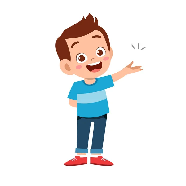 sevimli çocuk genç çocuk yüz ifadesi göstermek