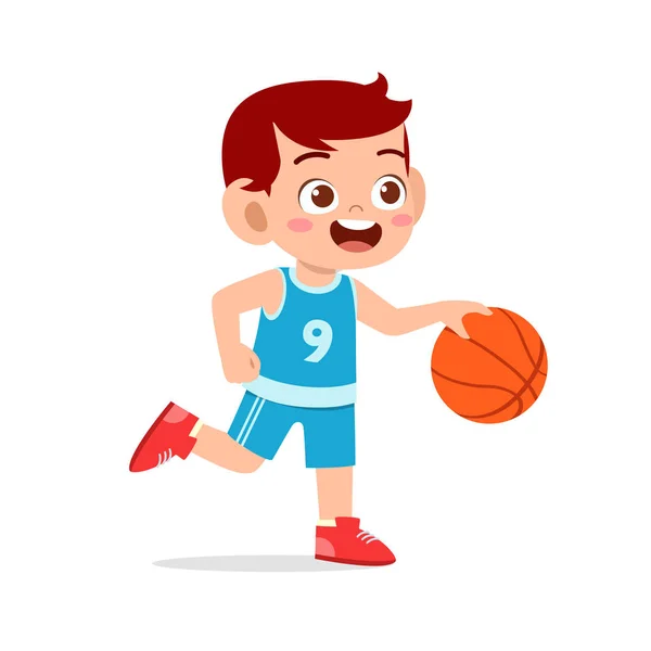 Menino bonito feliz jogar trem basquete — Vetor de Stock