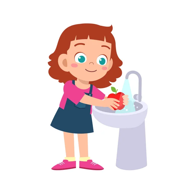 Glad söt unge flicka tvätta grönsak frukt ren — Stock vektor