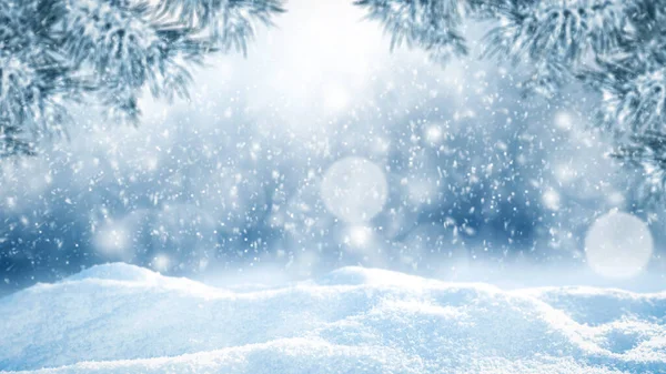Sneeuwzeker Winterlandschap Met Fel Licht Wazig Vriesweer Achtergrond — Stockfoto
