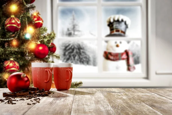 Snowy Winter Glimmering Shiny Landscape Window Christmas Decorations Little Snowman — ストック写真