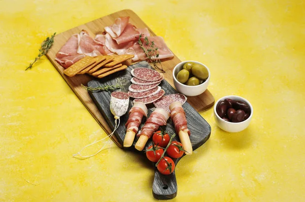 Une Collation Tranches Salami Bacon Jambon Parme Les Produits Base — Photo