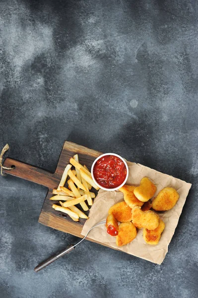 Pieces Chicken Fillet Crispy Crust French Fries Wooden Board Next — Stock Photo, Image