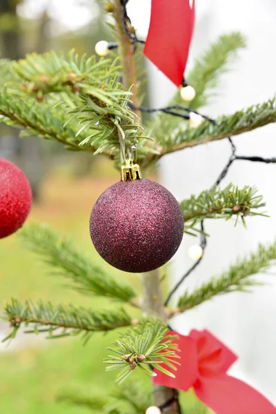 Beautiful Christmas Ball Tree — Stock Photo, Image