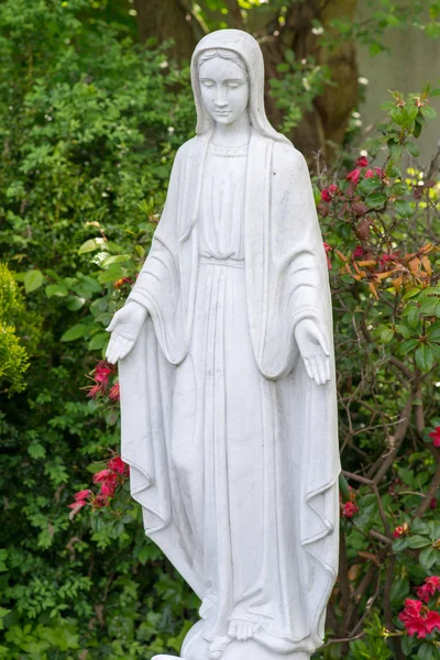 Grande Figura Madonna Branco — Fotografia de Stock