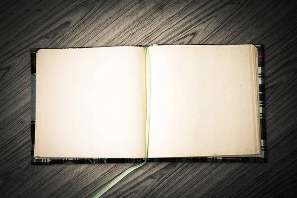 Open Notebook Wooden Desk Blank Notebook — Stock Photo, Image