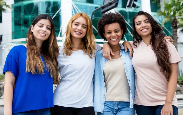Grupo Cuatro Hermosa Mujer Joven Aire Libre Ciudad — Foto de Stock