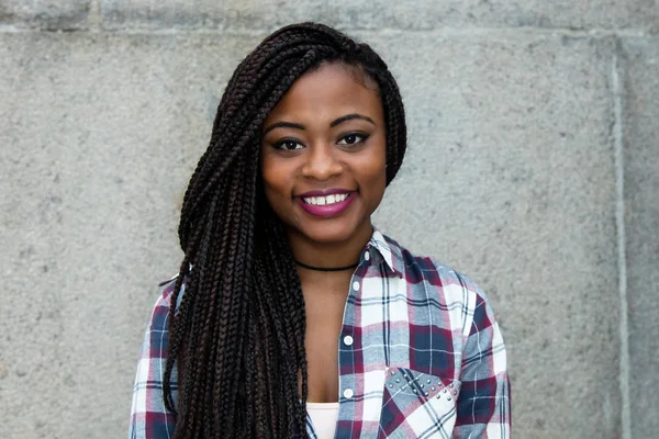 Portréja Egy Boldog Nevető Afrikai Amerikai Raszta Szabadban Másol Hely — Stock Fotó