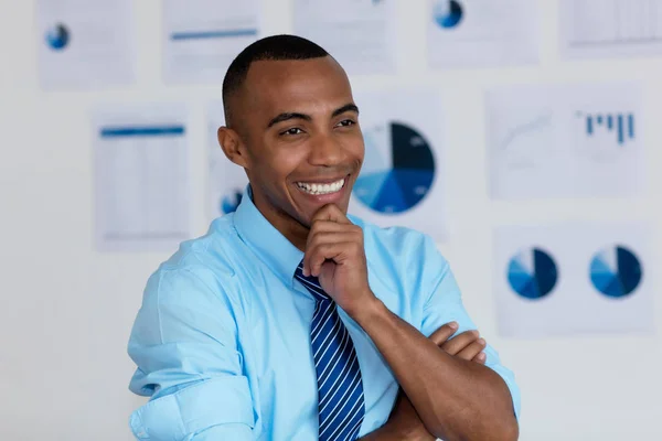 Smiling african american businessman — Stock Photo, Image