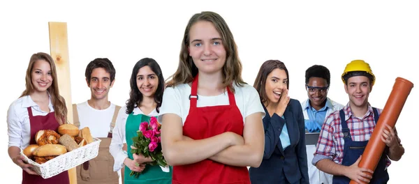 年轻的女服务员 与一群国际学徒被隔离在白人背景下 被除名 — 图库照片