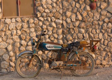 Kelime Savaşı Klasik Yamaha 100 Cc Kraliyet Bisikleti