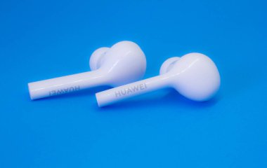 Kablosuz Bluetooth kulaklık ya da kulaklık. Hava podları kablosuz bluetooth kulaklıklar.