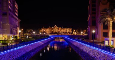 Doha Pearl Residential Alanı ve Marina Alanı 'nın arka plan görüntüleri.