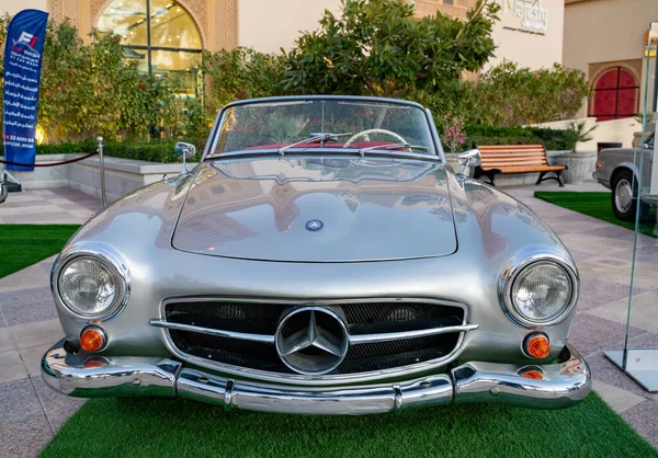 Doha Katar 2019 Március 1962 Mercedes Benz 190 Klasszikus Luxusautó — Stock Fotó