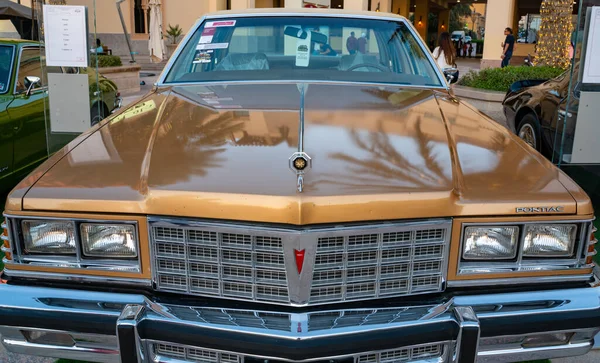 Doha Katar 2020 Március 1977 Pontiac Bonneville Vintage Klasszikus Autók — Stock Fotó