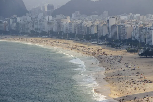 Güzel Copacabana Plajı Görünümünü — Stok fotoğraf