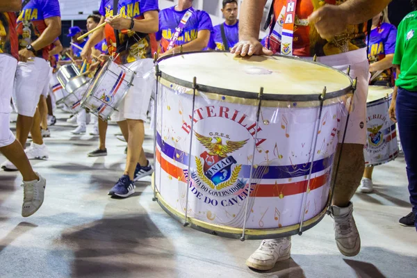 Bubeník v Unii samba School, Marques de Sapucai, Rio de Janeiro, Brazílie — Stock fotografie