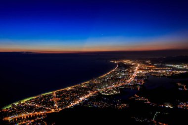 rio de janeiro asgari taştan görsel parça