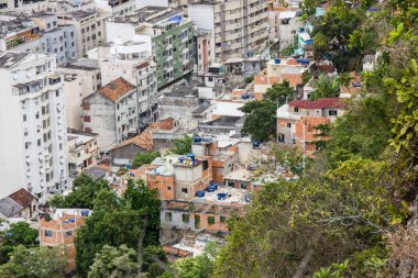 favela do tabajara in copacabana, Rio de Janeiro, Brazil - 23 Aralık 2014: copacabana Mahallesindeki gecekondu mahallelerinde evler