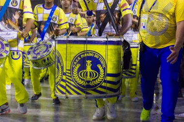 Brezilya, Rio de Janeiro 'da Samba Okulu' ndan davullar çalacak. - 17 Ocak 2016: Okul provası sırasında samba okulundan davullar çalacak..