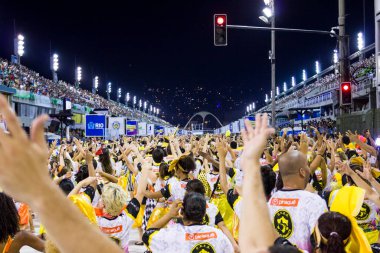 samba okulu sao clemente Rio de Janeiro, Brezilya - 30 Ocak 2016: samba okulu sao clemente Rio de Janeiro 'daki karnaval öncesi bir prova sırasında.