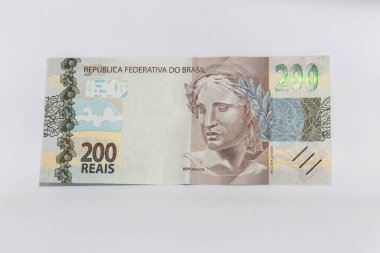 Brezilya para birimi notu. Beyaz arkaplan izollü 200 real..