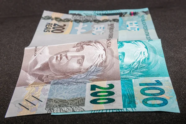 Trescientos Reales Dinero Brasileño Cantidad Pagada Por Gobierno Los Nuevos —  Fotos de Stock