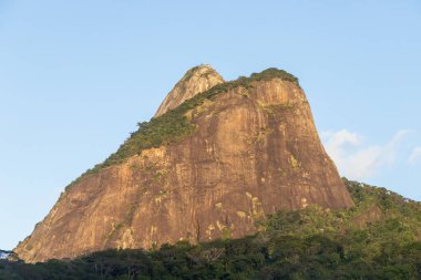 Rio de Janeiro, Brezilya 'daki Two Hill Brother manzarası.