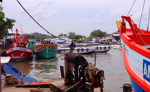 Vista Del Mar Barcos Orilla Una Isla Tropical Océano Contra — Foto de Stock