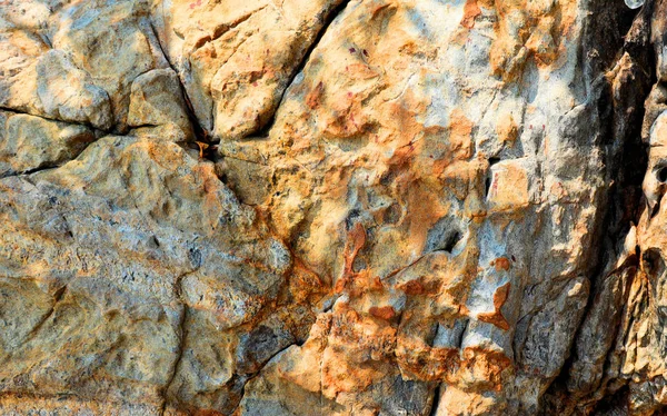 Achtergrond Uitzicht Kust Rotsen Stenen Constructies Zand Golven — Stockfoto