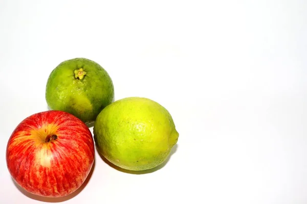 Fondo Aislar Cal Sobre Lienzo Blanco Textura Color Verde Fruta — Foto de Stock