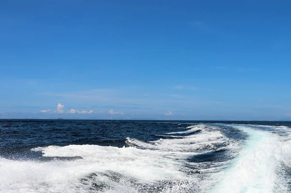 Paseo Barco Por Mar Exóticas Islas James Bond Contra Mar —  Fotos de Stock