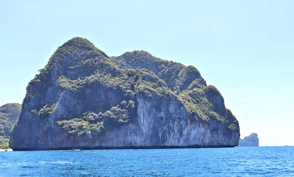 Під Час Подорожі Морем Екзотичні Острови Джеймса Бонда Проти Блакитного — стокове фото