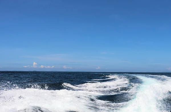 Paseo Barco Por Mar Exóticas Islas James Bond Contra Mar —  Fotos de Stock