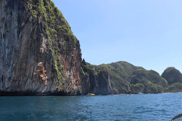 Barca Giro Barca Sul Mare Esotiche Isole James Bond Contro — Foto Stock