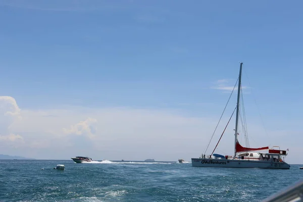 Tropische Inseln Ozean Schnellbootfahrt Asien Hintergrund — Stockfoto