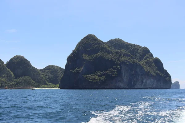 Природа Тропічних Островів Океані Швидкісна Прогулянка Човні Азії Фон — стокове фото