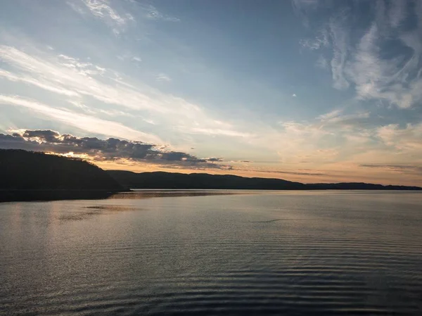 Sunset in the sea. The end of a beautiful day — Stock Photo, Image