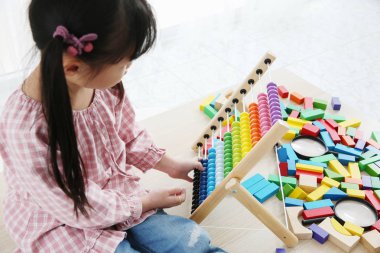 Abaküs ile erken çocukluk döneminde beyin gelişimi. anaokulu