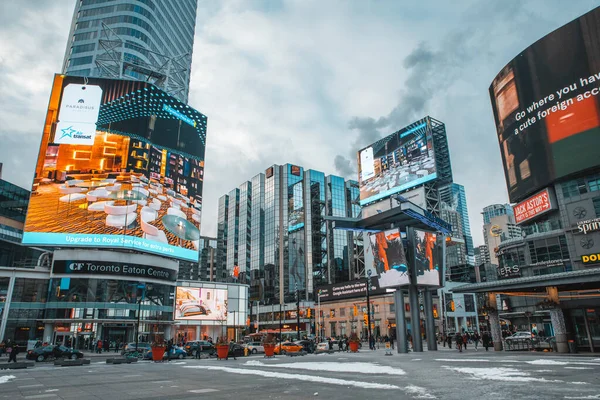 Toronto Canada Março 2020 Praça Yonge Dundas Toronto Cruzamento Yonge — Fotografia de Stock